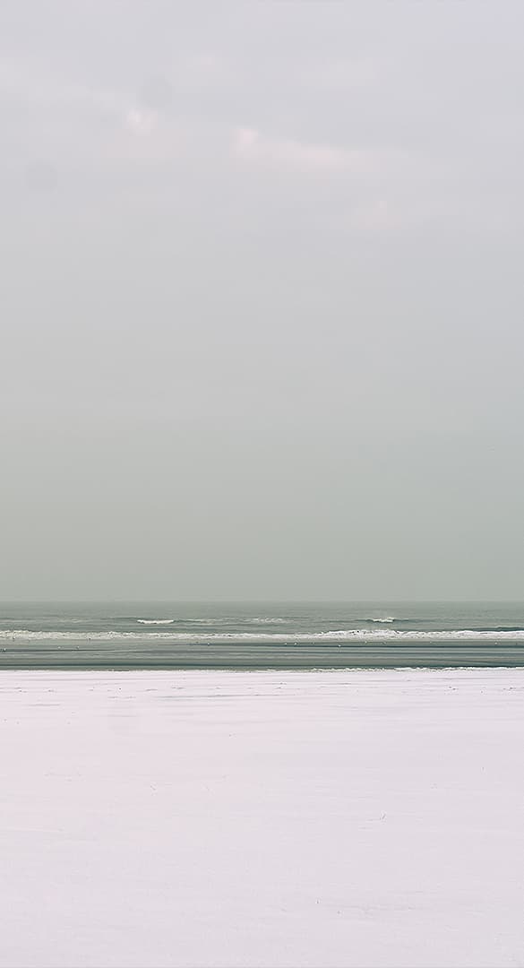 Sneeuw strand Wijk aan Zee foto Hanno Groen